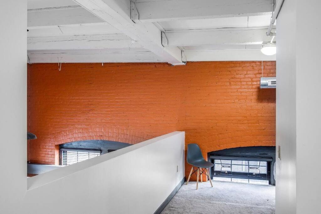 Centric Modern Loft W/ King Beds & Smart Gametable Villa Rochester Exteriör bild